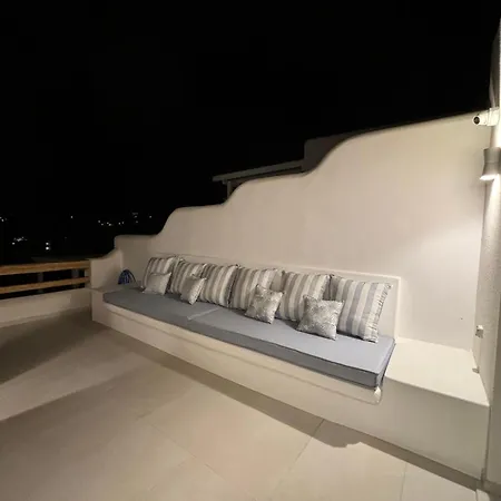 Relux * Parikia (Paros)