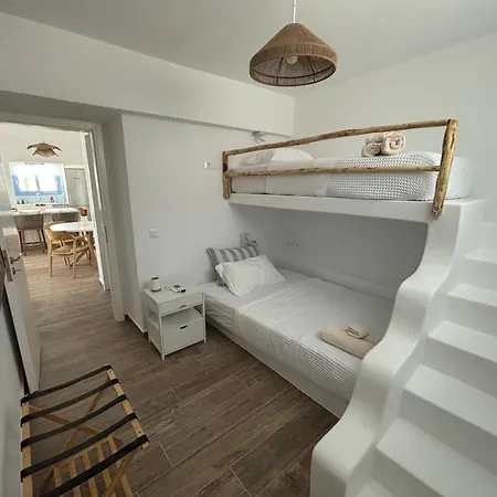 Relux Apartment Parikia (Paros)