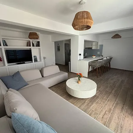 Relux Apartment *