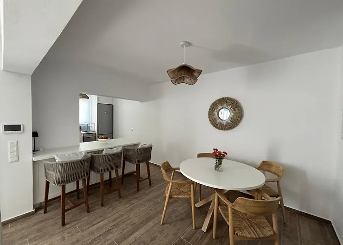 Relux Apartment Parikia (Paros)