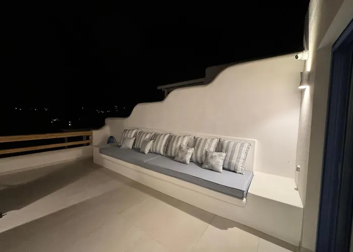 Relux * Parikia (Paros)