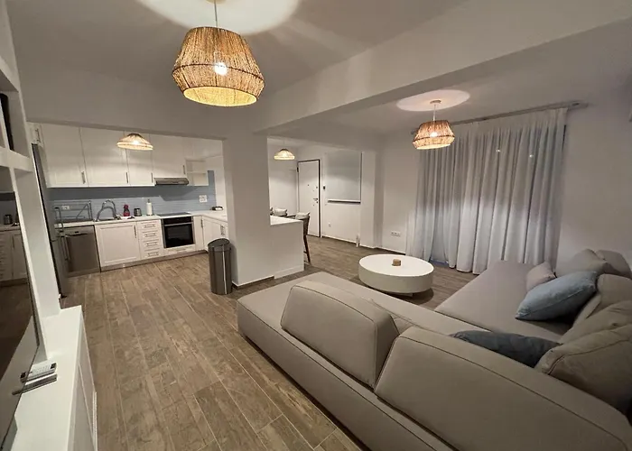 Relux Parikia (Paros)