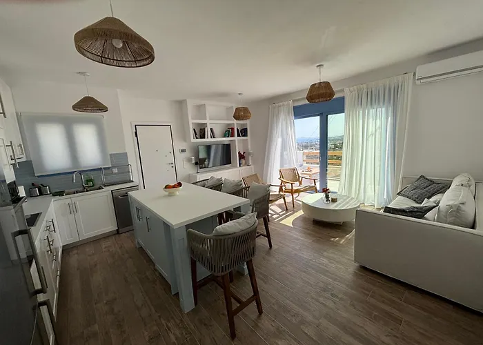 Relux * Parikia (Paros)